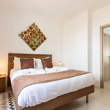 Beautiful, Notch 1 Bedroom Just Off The Coast By 360 Estates