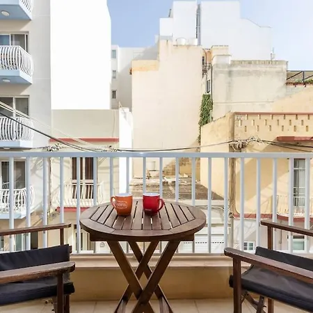 Daire Beautiful, Notch 1 Bedroom Just Off The Coast By 360 Estates *