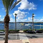 Beautiful, Notch 1 Bedroom Just Off The Coast By 360 Estates Lägenhet *