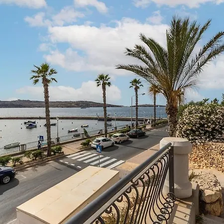 Beautiful, Notch 1 Bedroom Just Off The Coast By 360 Estates Lägenhet